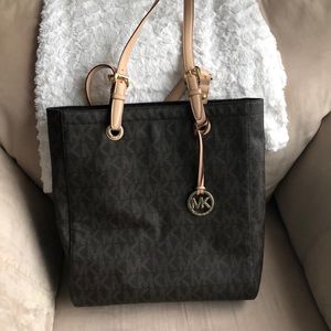 Michael Kors Tote